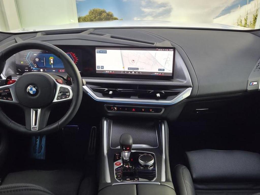 BMW XM