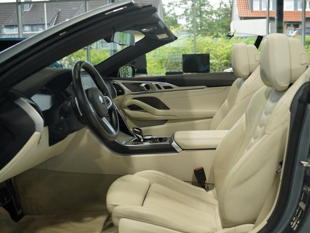 BMW M850