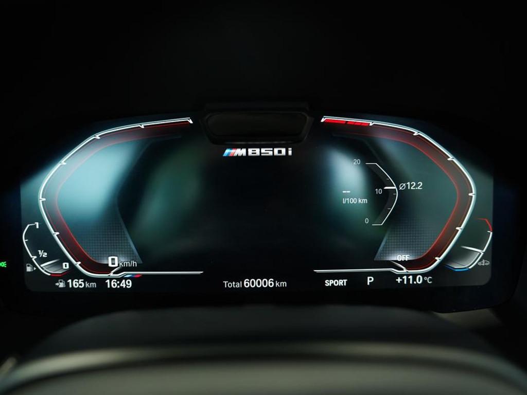 BMW M850