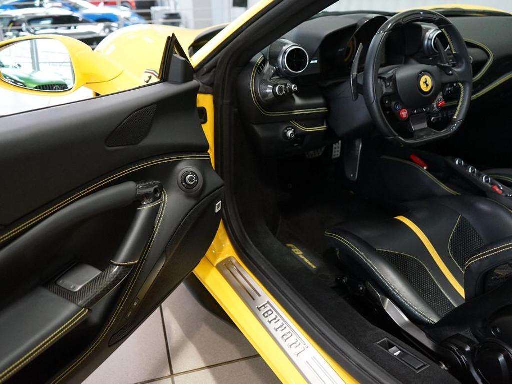 Ferrari F8