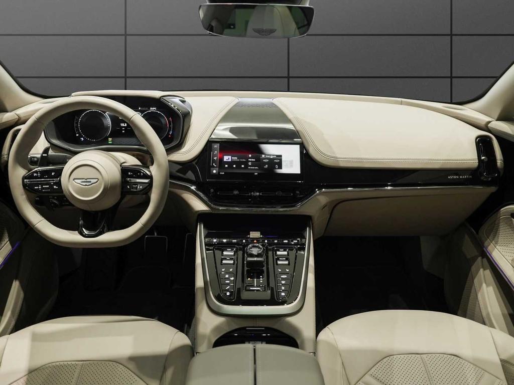 Aston Martin DBX