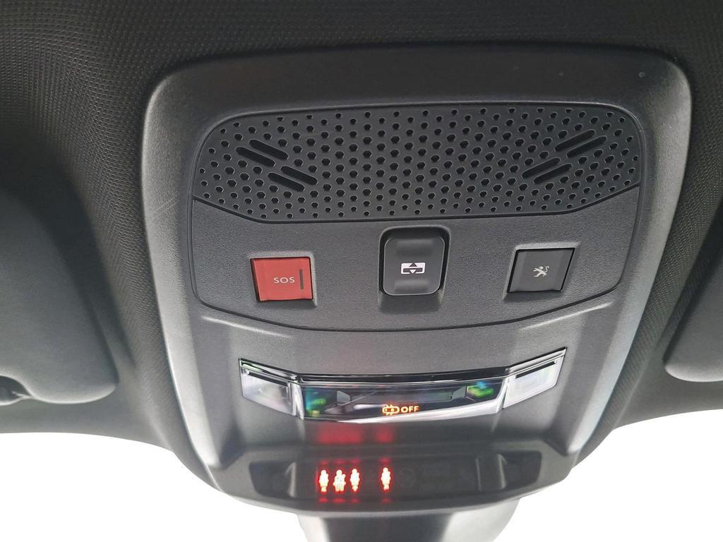 Peugeot e-2008