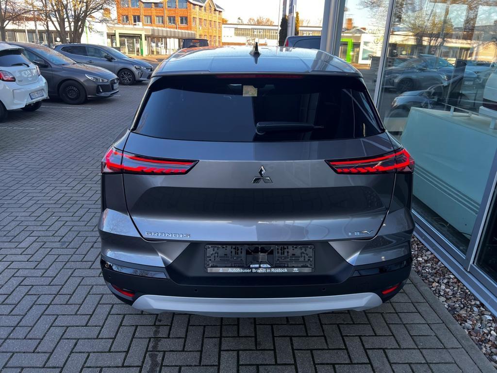 Mitsubishi Grandis