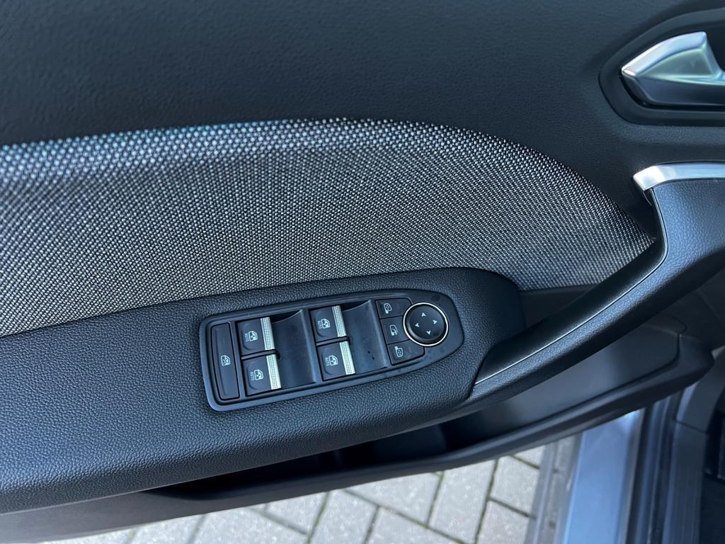 Mitsubishi Grandis