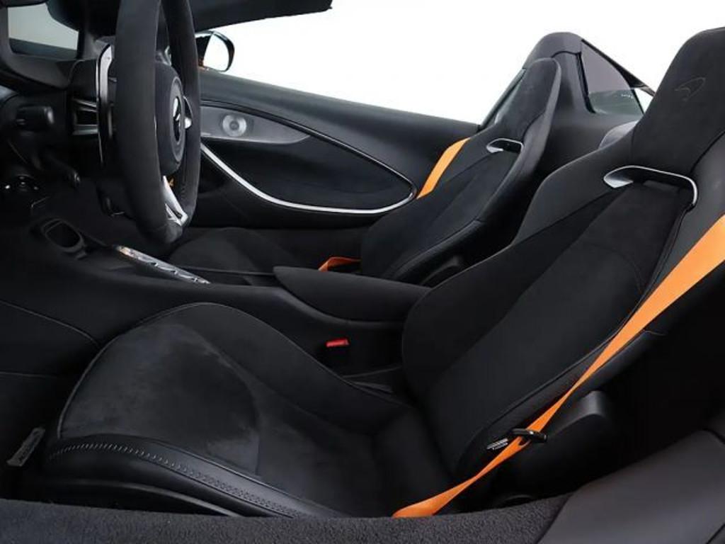 McLaren Artura