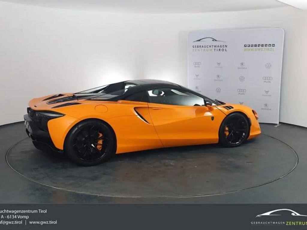 McLaren Artura