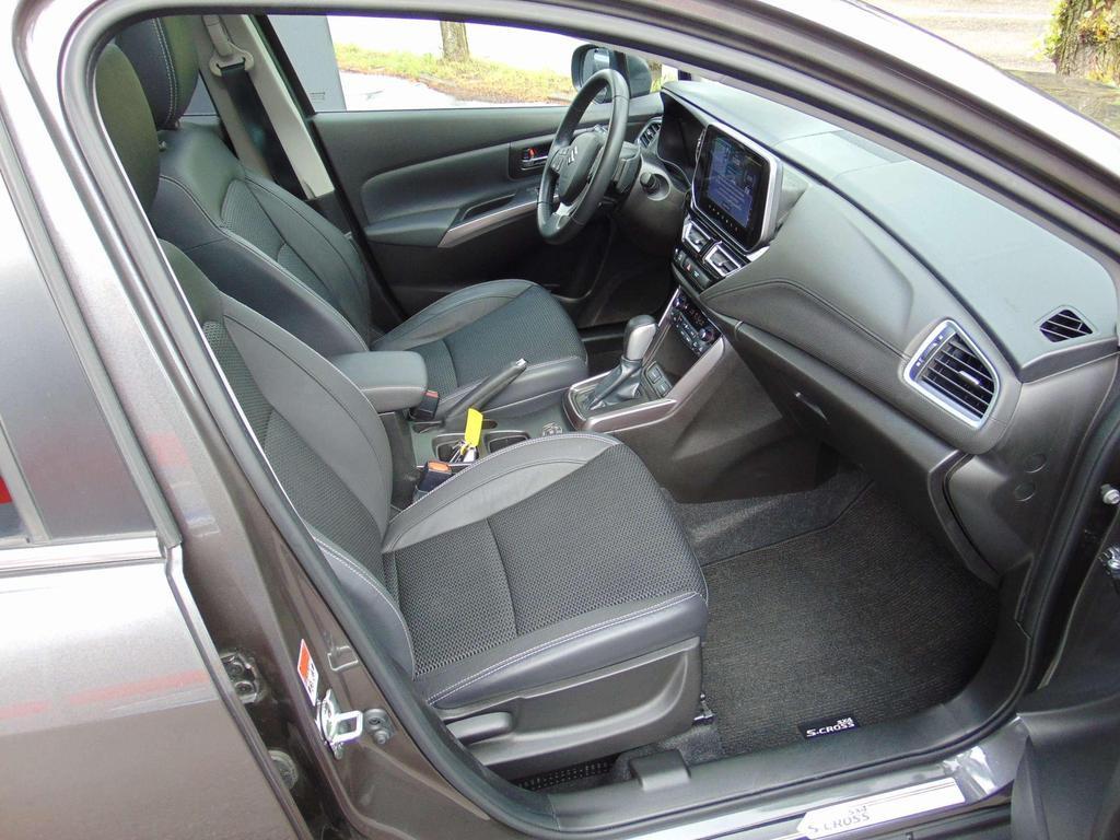 Suzuki S-Cross