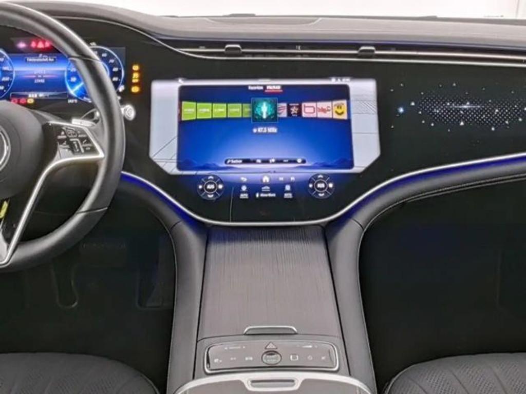 Mercedes-Benz EQS