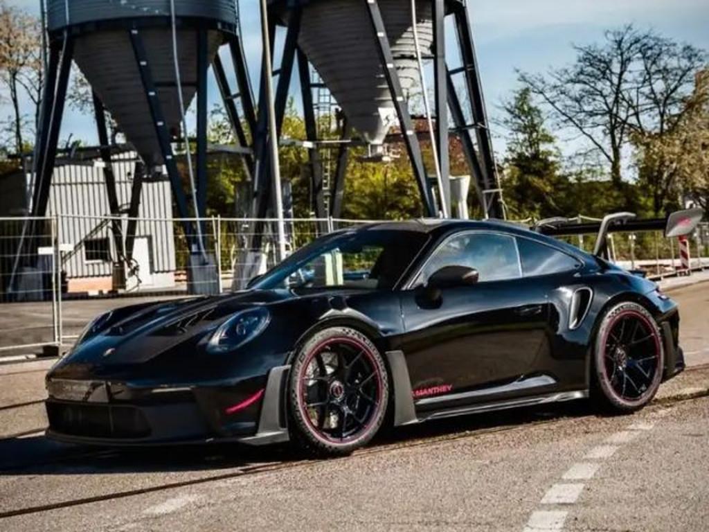 Porsche 911