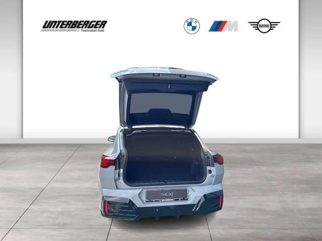BMW iX2