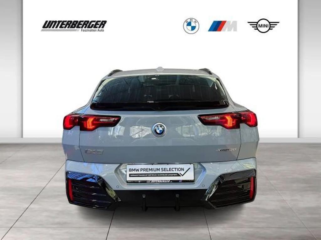 BMW iX2