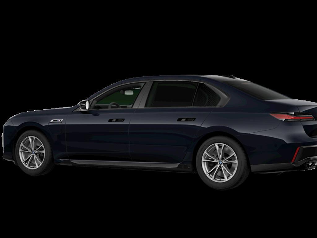 BMW M760