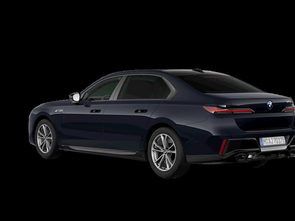 BMW M760