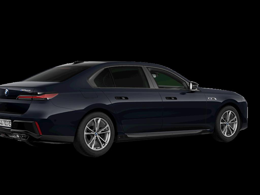 BMW M760