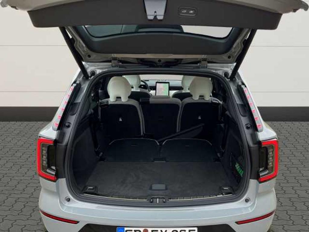 Volvo EX90