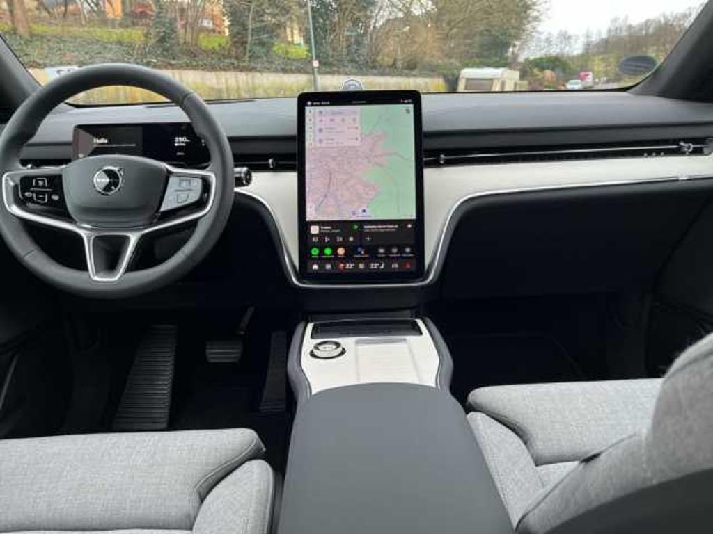 Volvo EX90