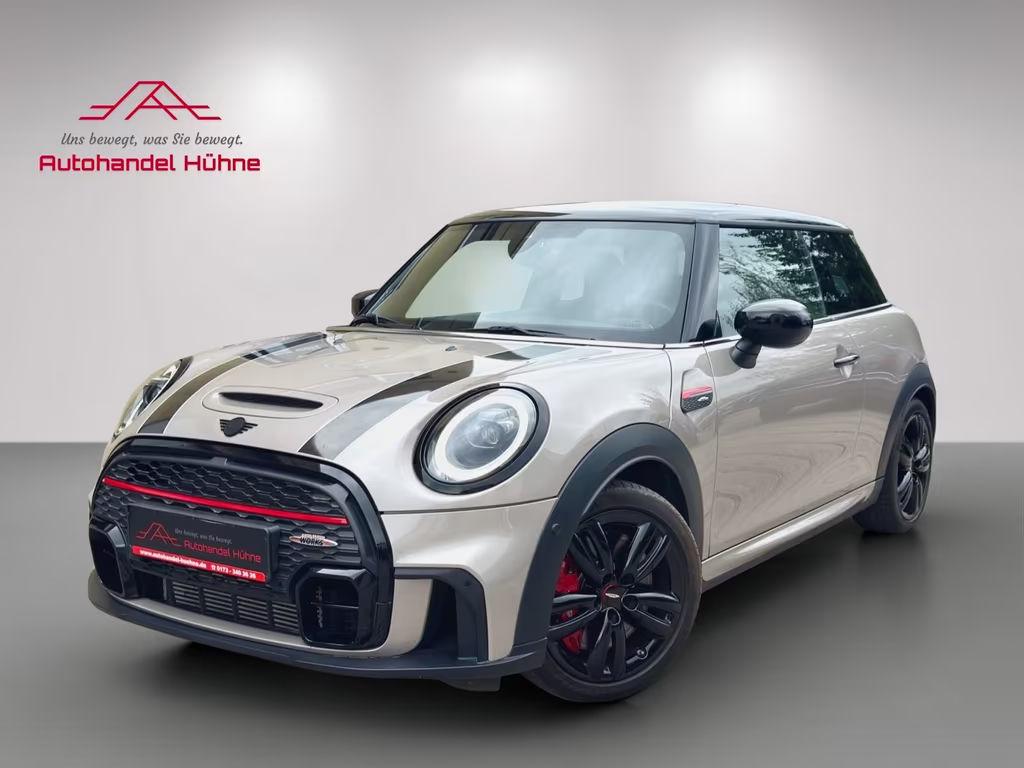 Mini John Cooper Works 2023 Benzine