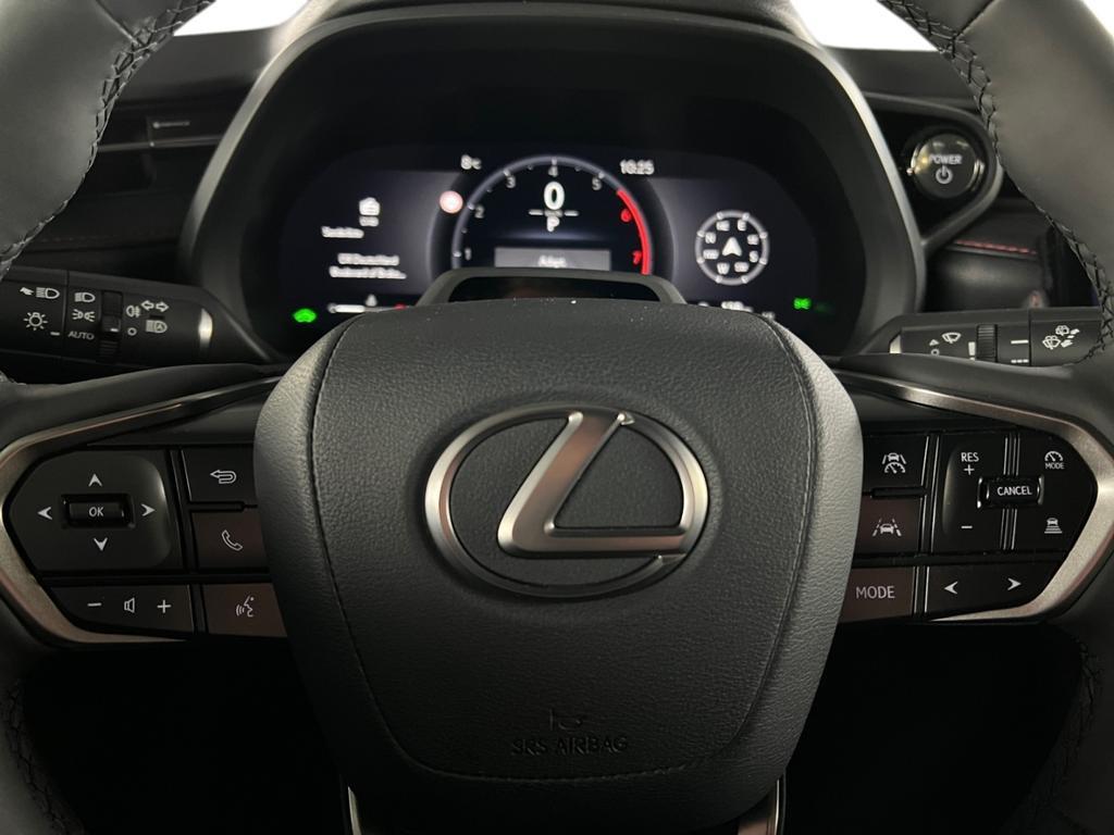 Lexus LBX