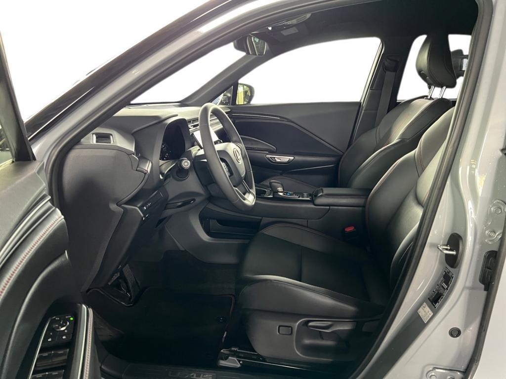 Lexus LBX