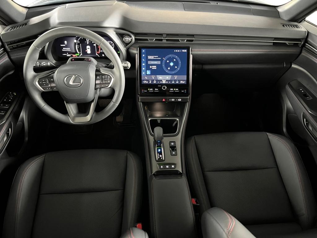 Lexus LBX