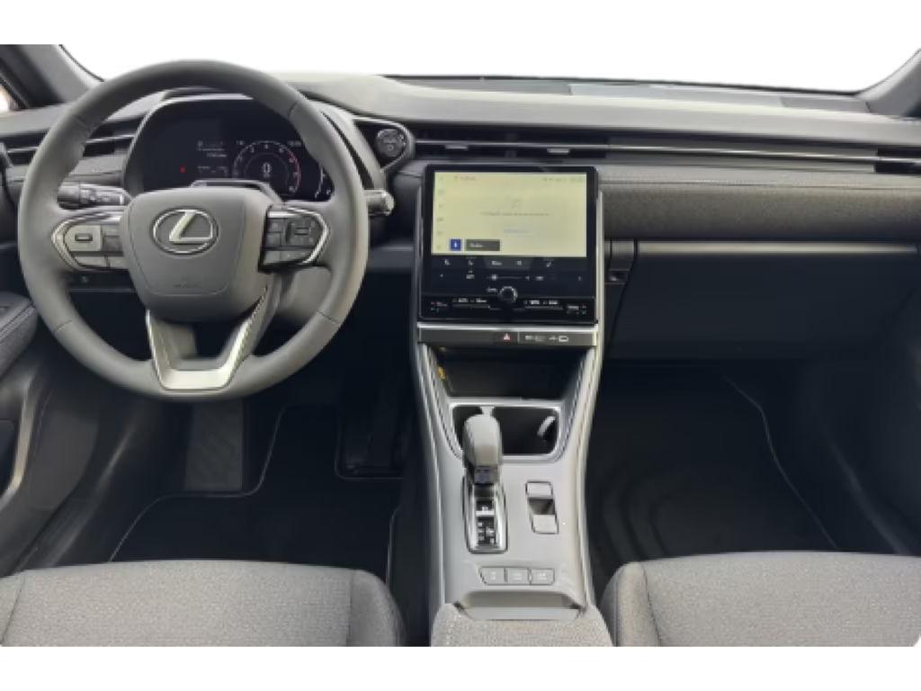 Lexus LBX