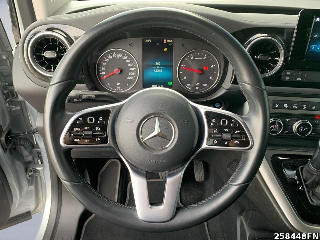 Mercedes-Benz T 180
