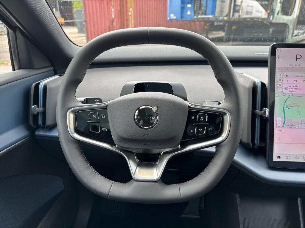 Volvo EX30