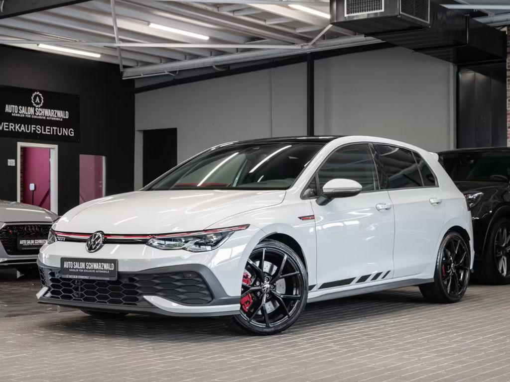 Volkswagen Golf 2022 Benzine