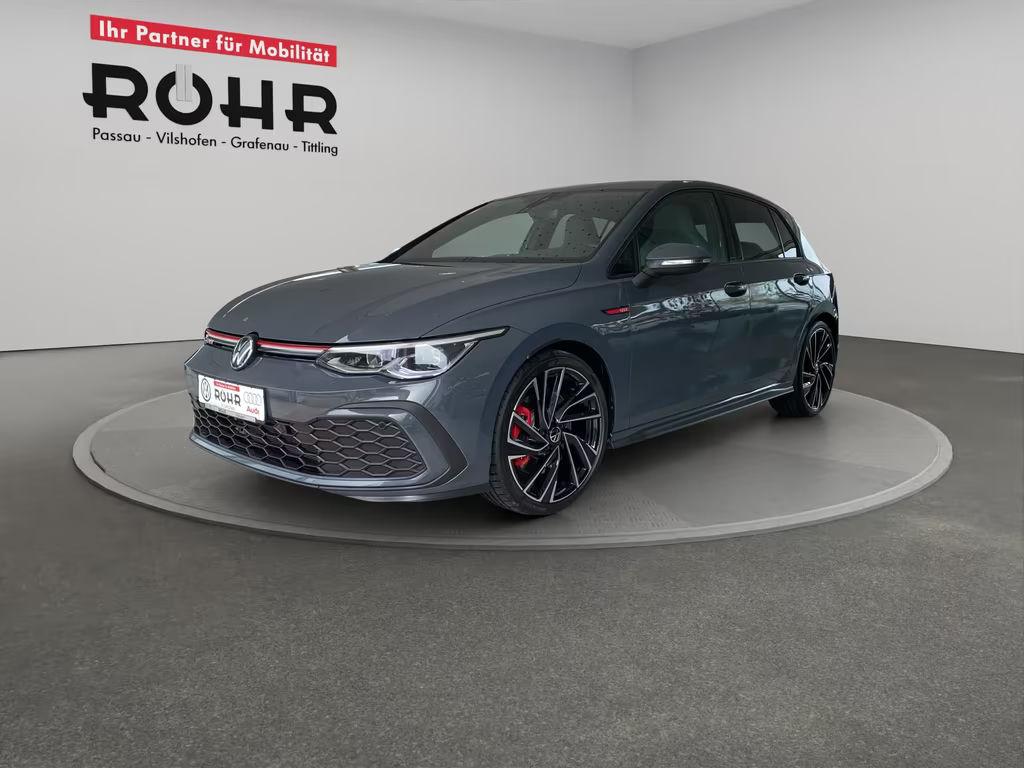 Volkswagen Golf 2023 Benzine
