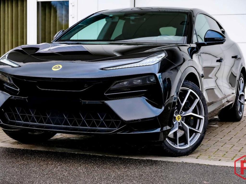Lotus Eletre