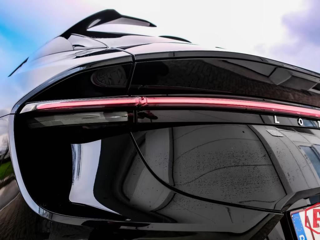 Lotus Eletre