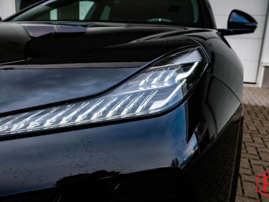 Lotus Eletre