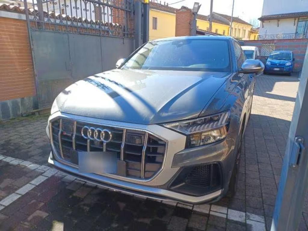 Audi SQ8