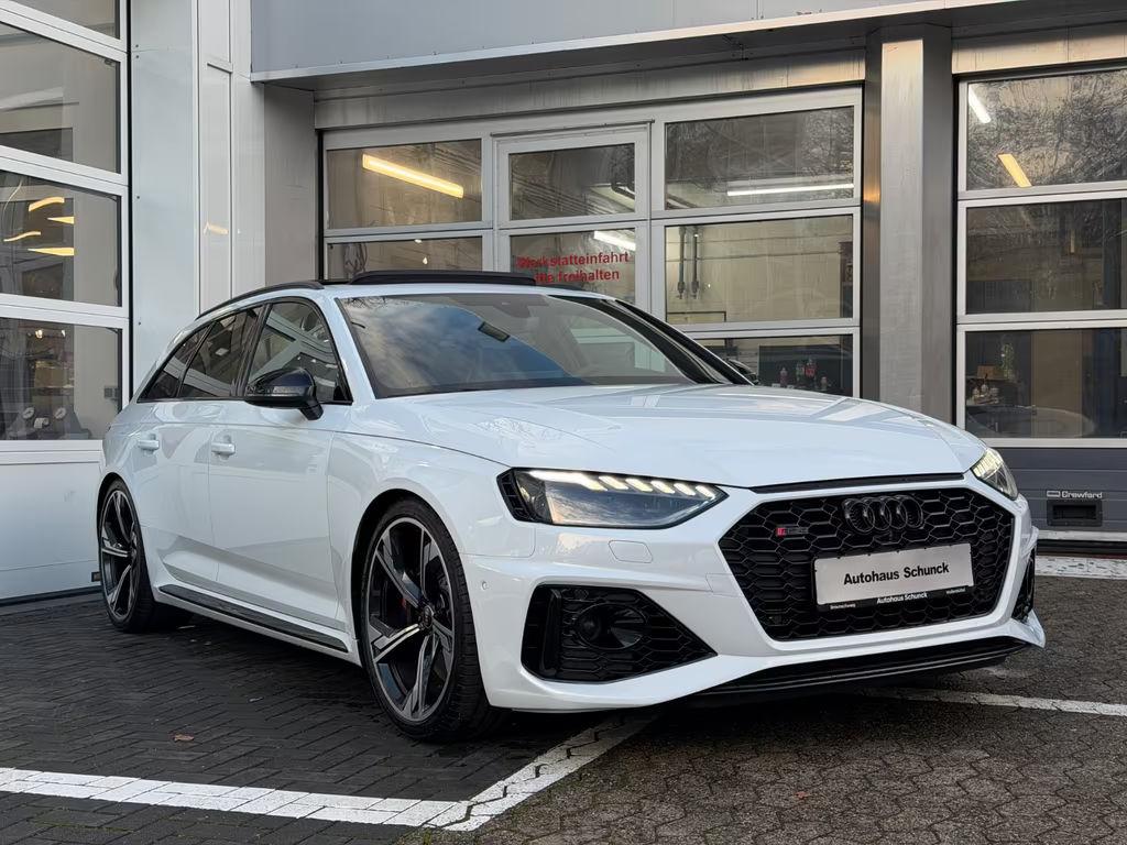 Audi RS4
