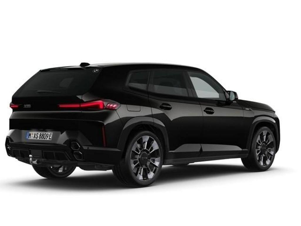 BMW XM