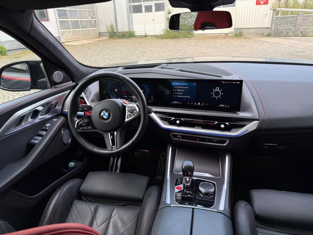 BMW XM