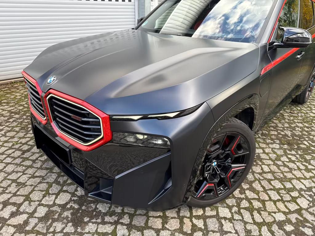 BMW XM