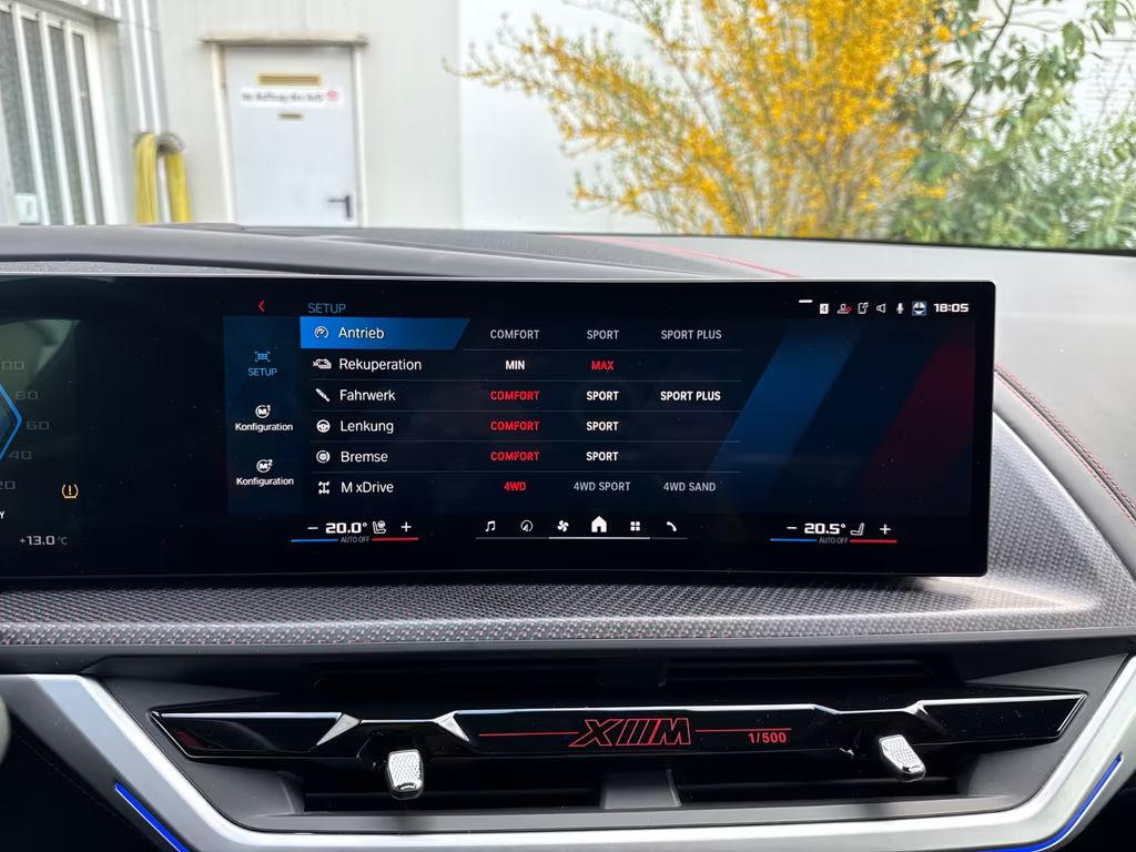BMW XM