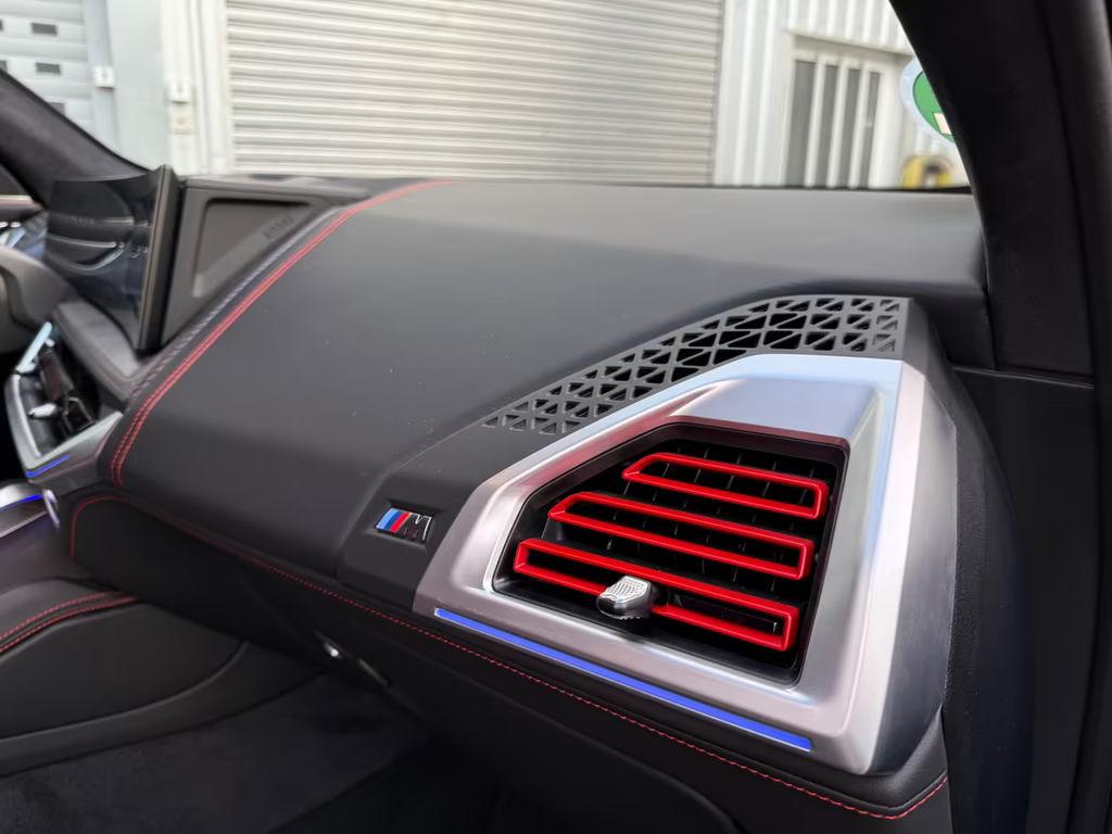 BMW XM