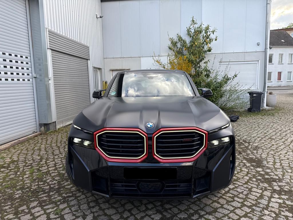 BMW XM