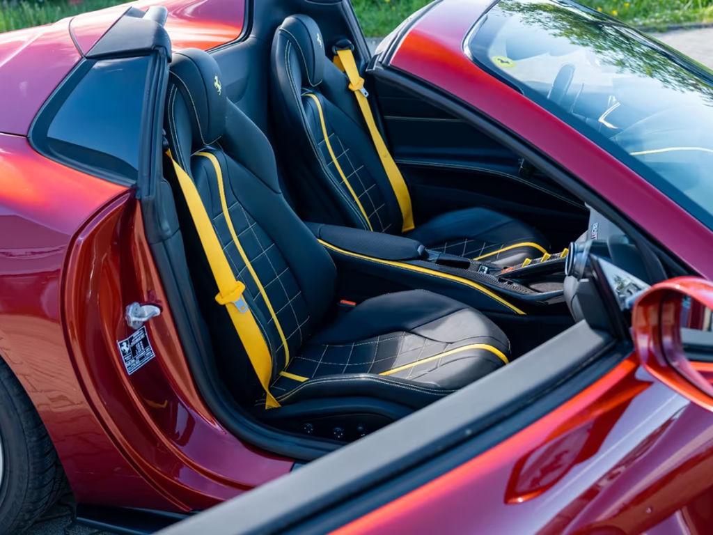 Ferrari 812