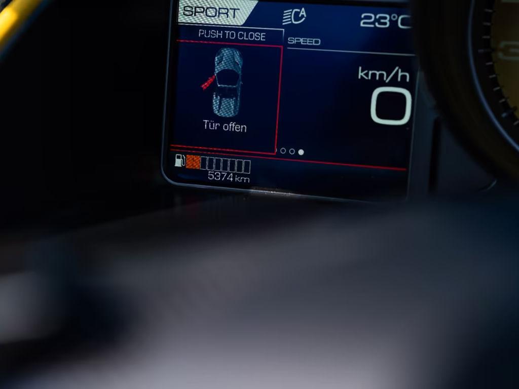Ferrari 812