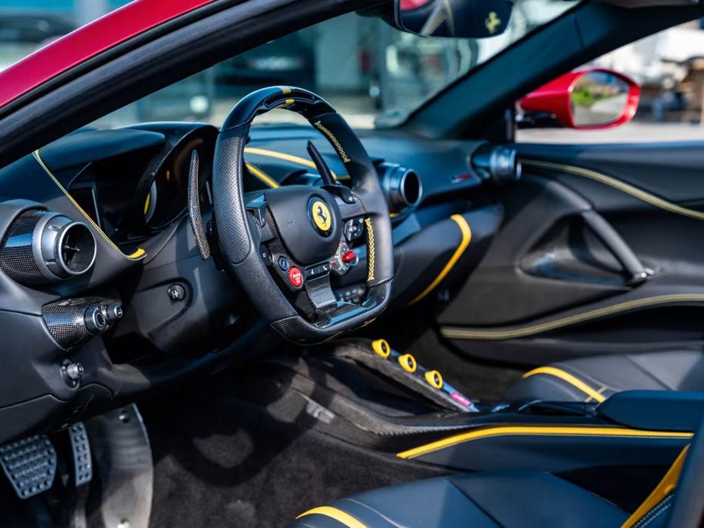 Ferrari 812