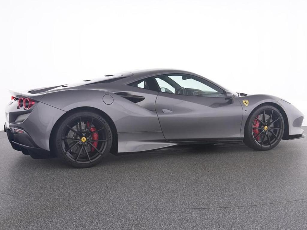 Ferrari F8