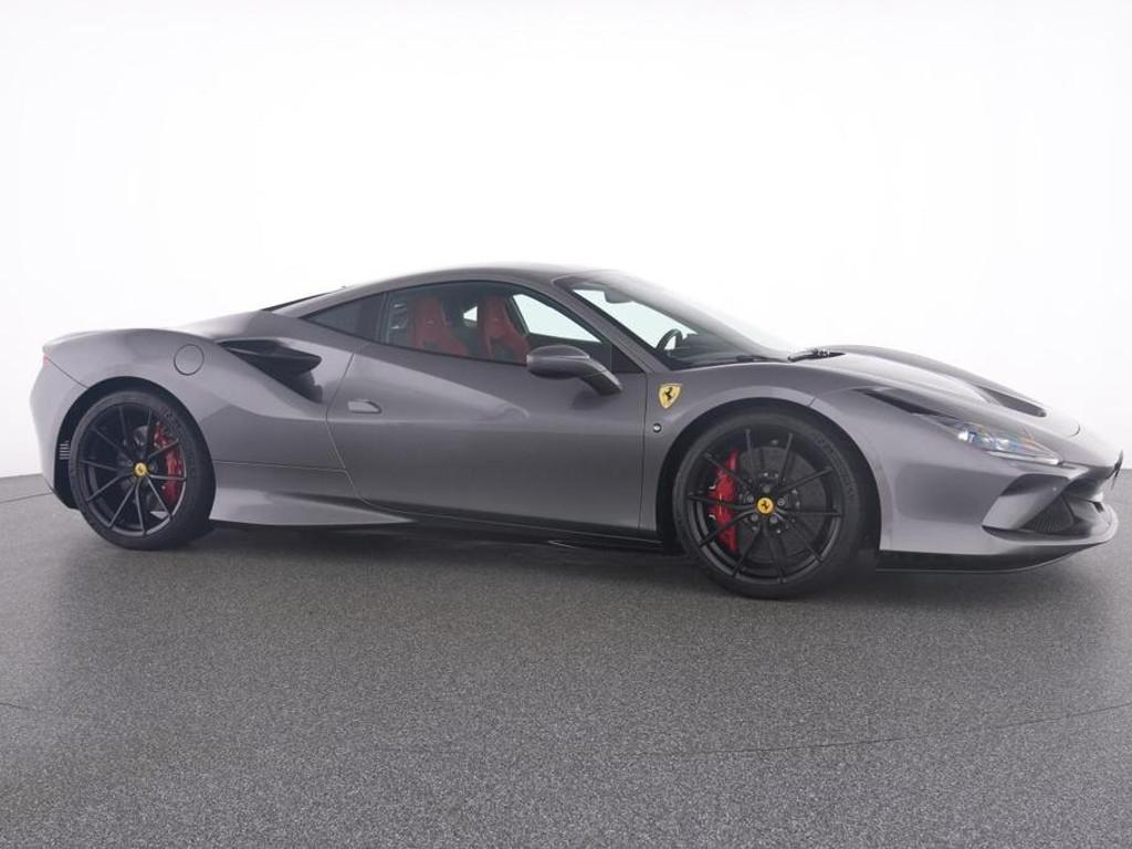 Ferrari F8
