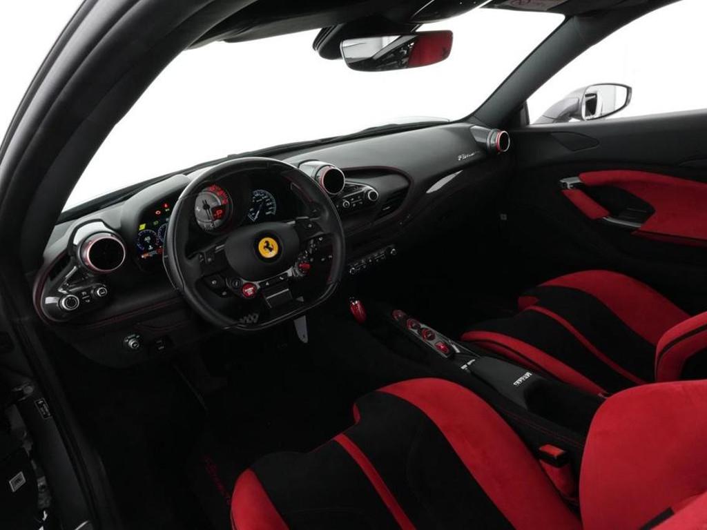 Ferrari F8