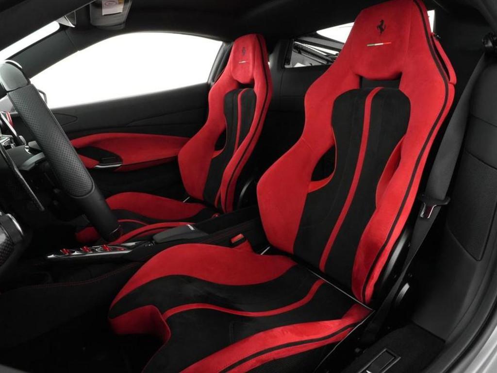 Ferrari F8