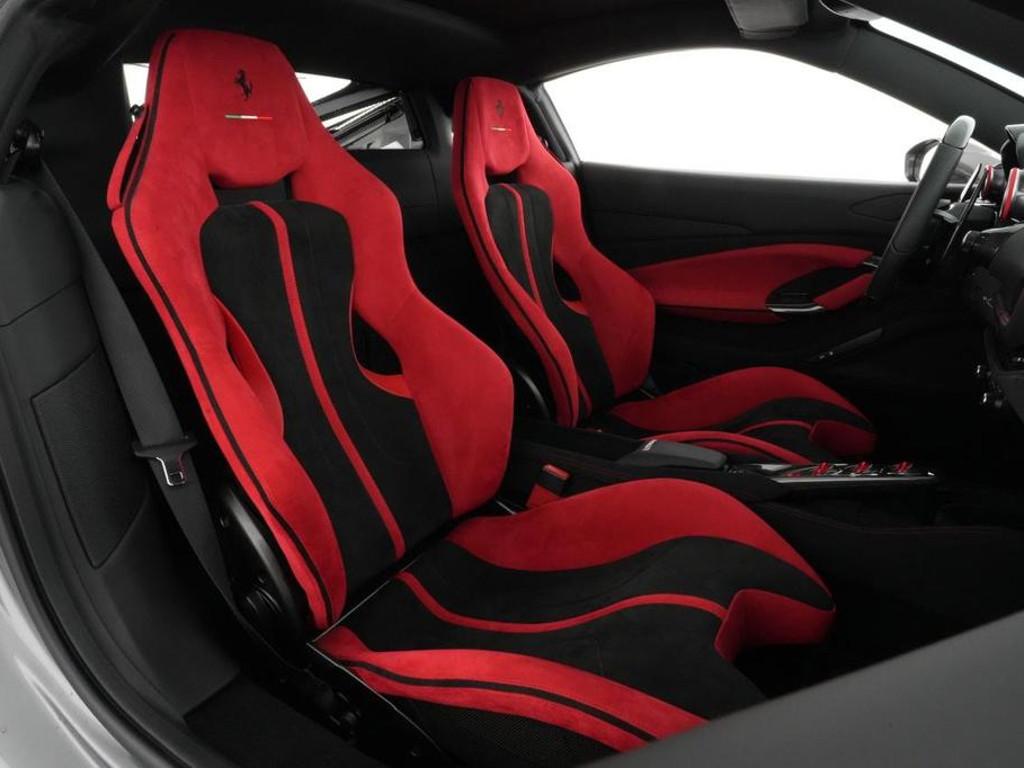 Ferrari F8