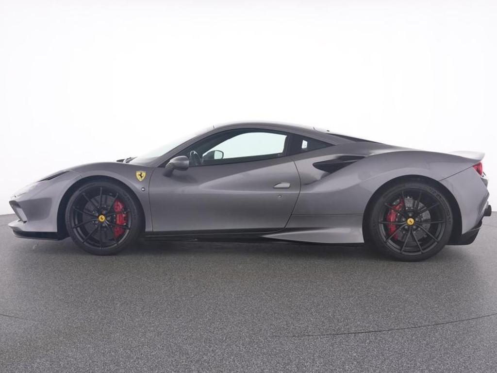 Ferrari F8