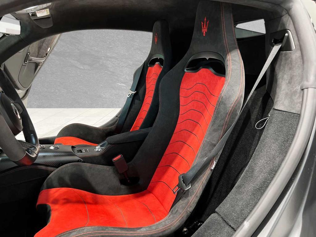 Maserati MC20